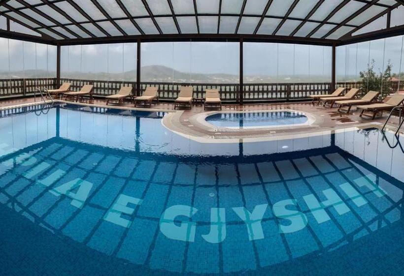 فندق Wooden House