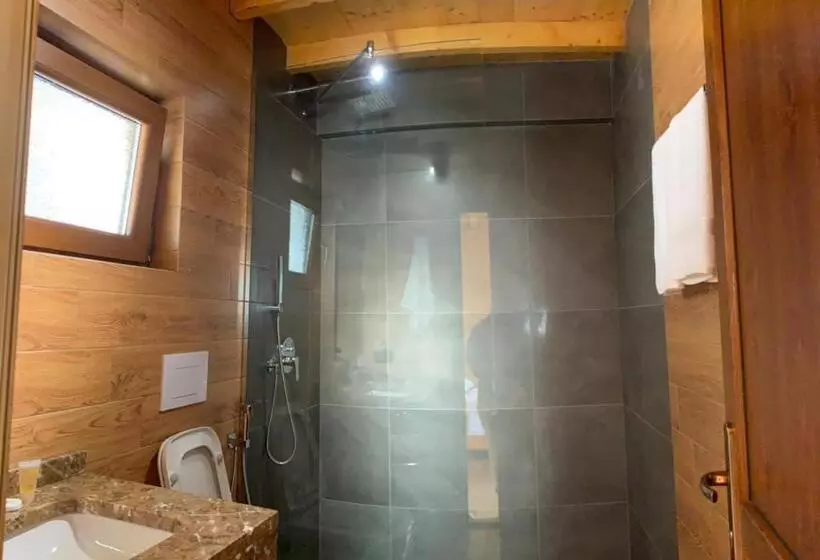 Hotel Wooden House