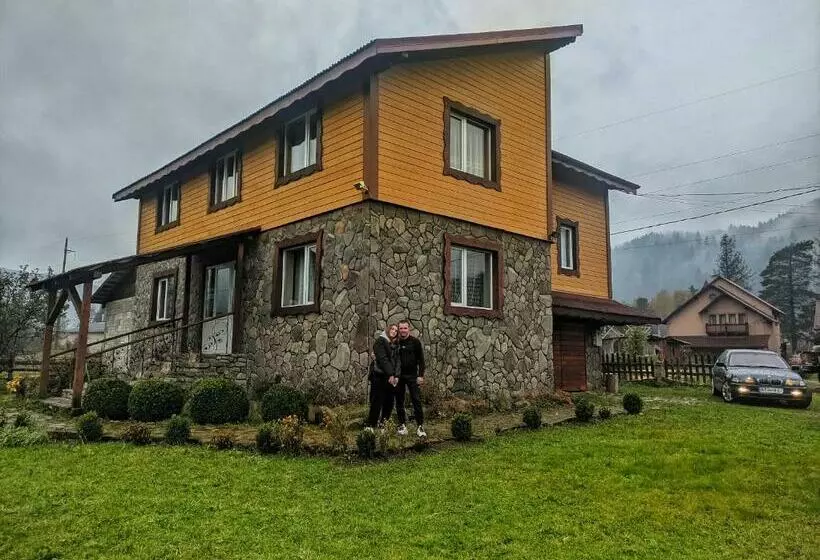 Majatalo приват котедж зарінок