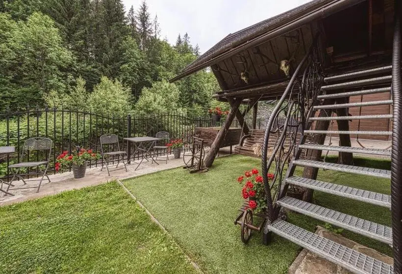 ペンション Chalet Nemešany ždiar
