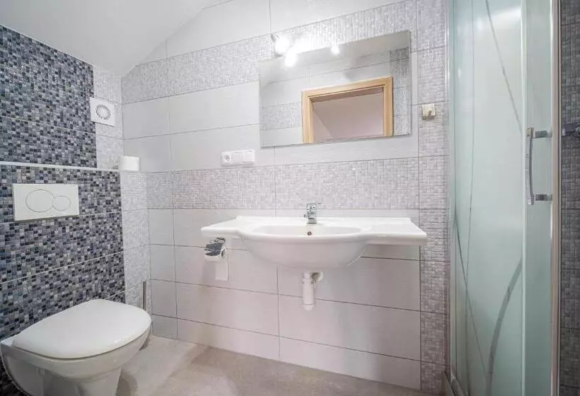 ペンション Penzión čikovský