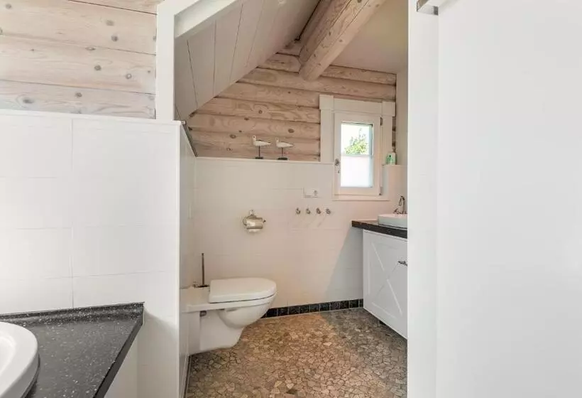 Strandhuis De Pierewaaier