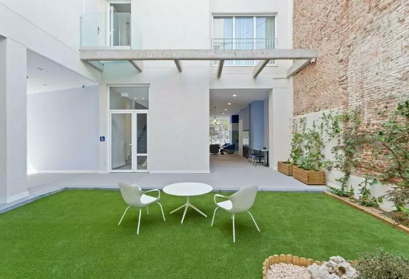 Uma Suites O Donnell