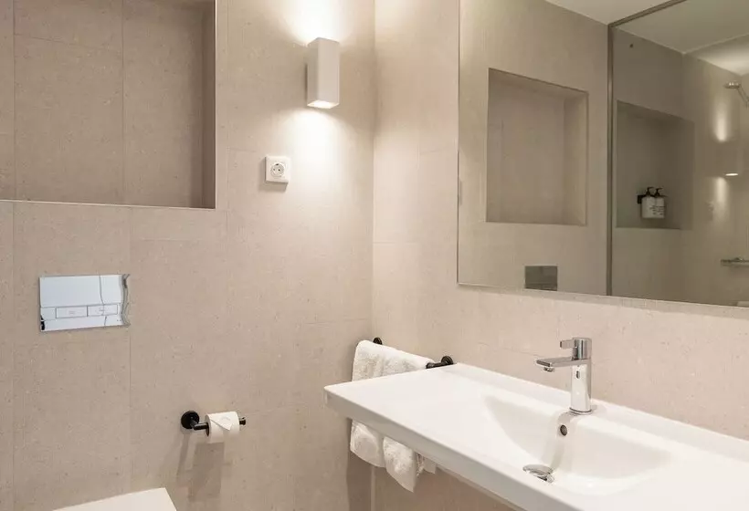 Uma Suites O Donnell