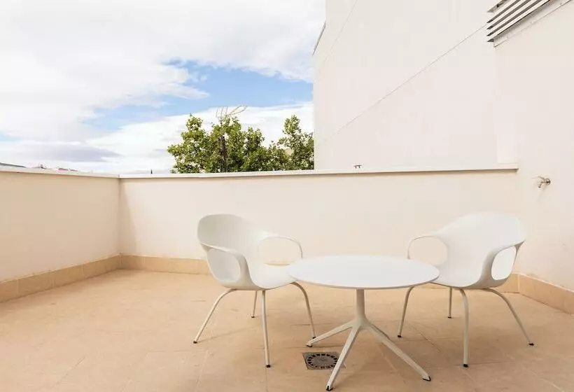 Uma Suites O Donnell