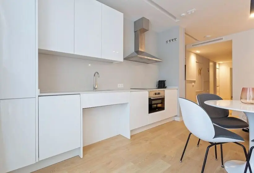 Uma Suites O Donnell