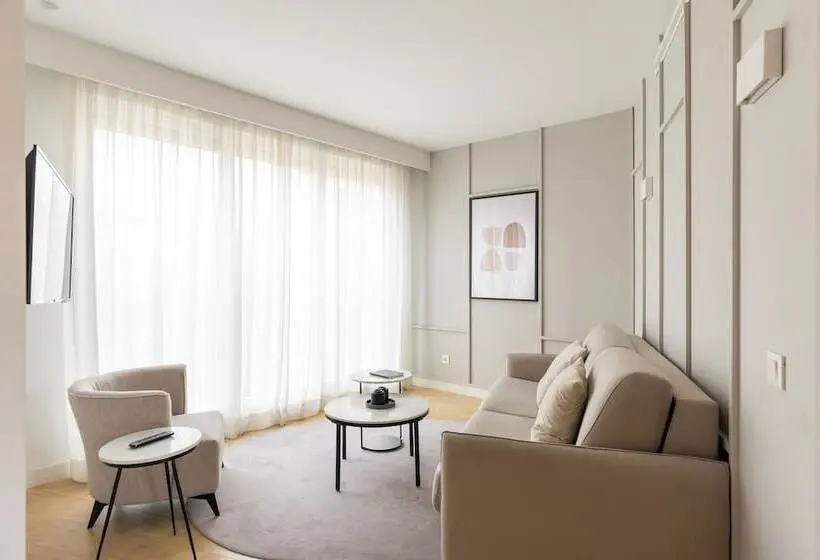 Uma Suites O Donnell