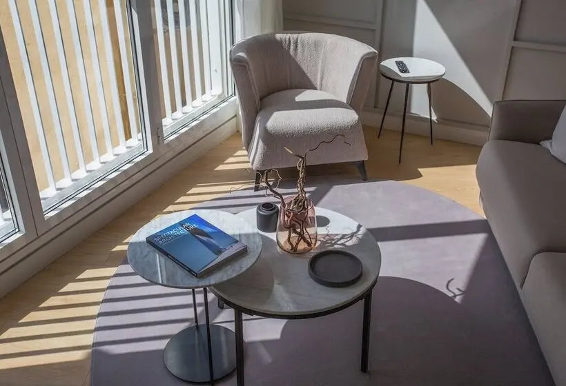 Uma Suites O Donnell