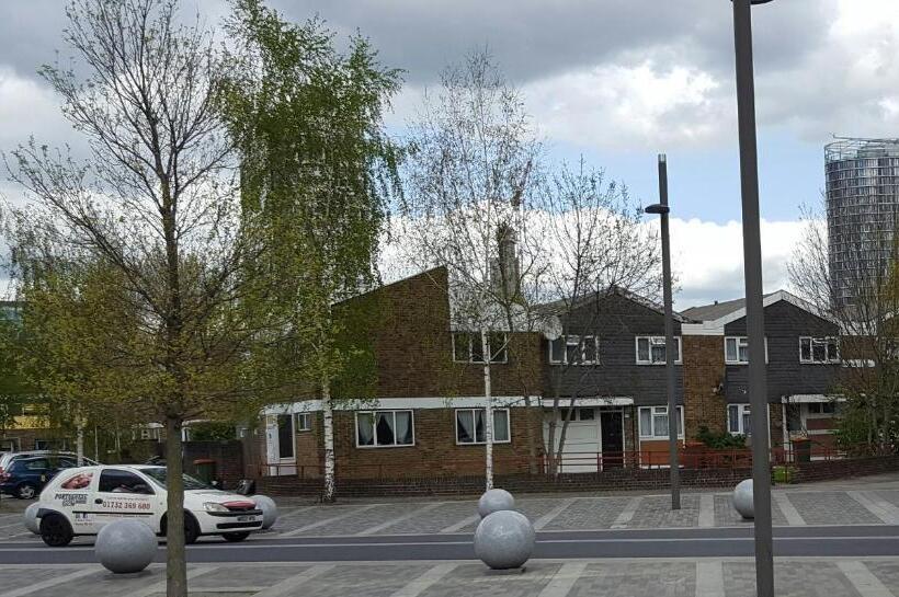 Cămin The Heart Of Stratford..!