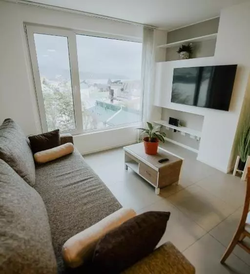 Aunaisin   Apartamento Con Excelentes Vistas