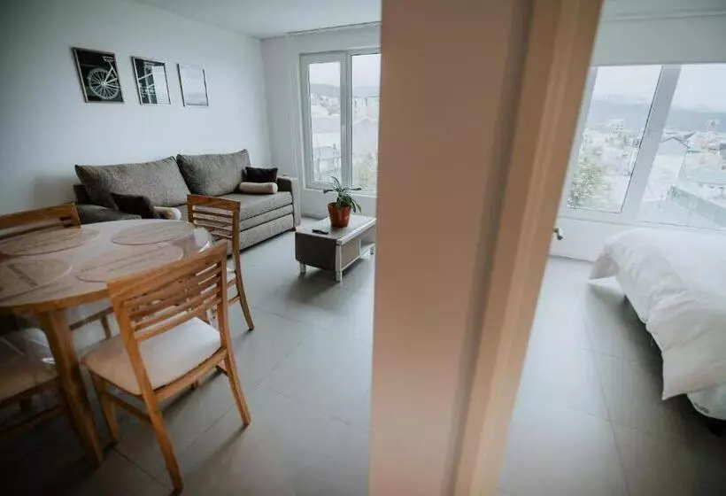 Aunaisin   Apartamento Con Excelentes Vistas