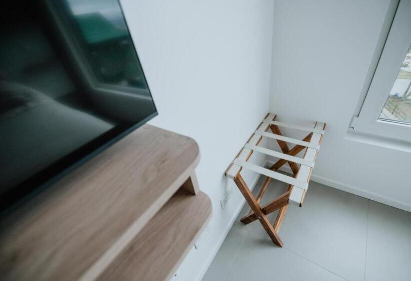 Aunaisin   Apartamento Con Excelentes Vistas