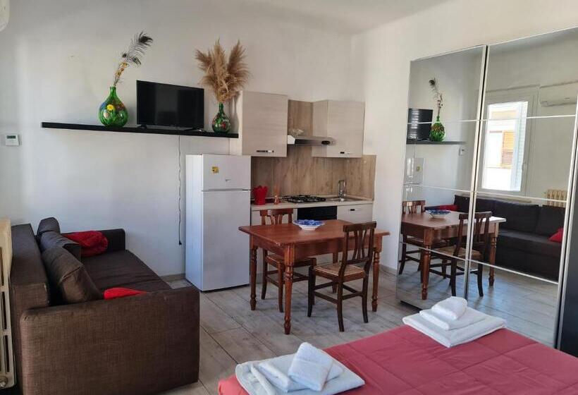 تختخواب و صبحانه Dormi Da Me Sul Mare