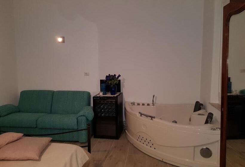 تختخواب و صبحانه Dormi Da Me Sul Mare