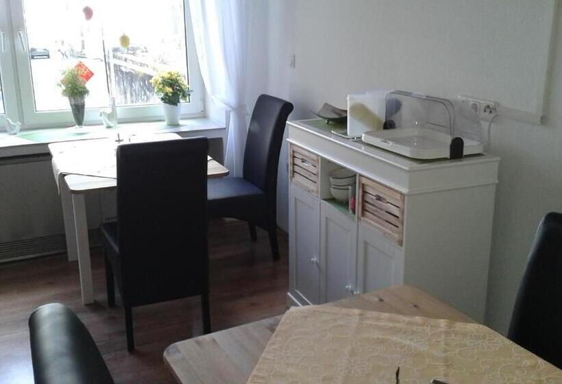 تختخواب و صبحانه Haus Christiane