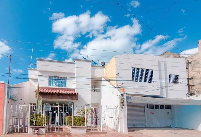 Hotelli Ayenda Jimatta