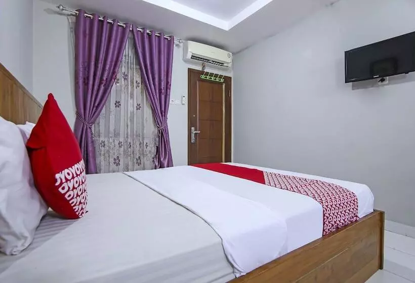 ホテル Oyo 90883 Ria Agustar Syariah