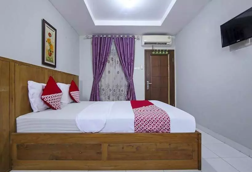 ホテル Oyo 90883 Ria Agustar Syariah