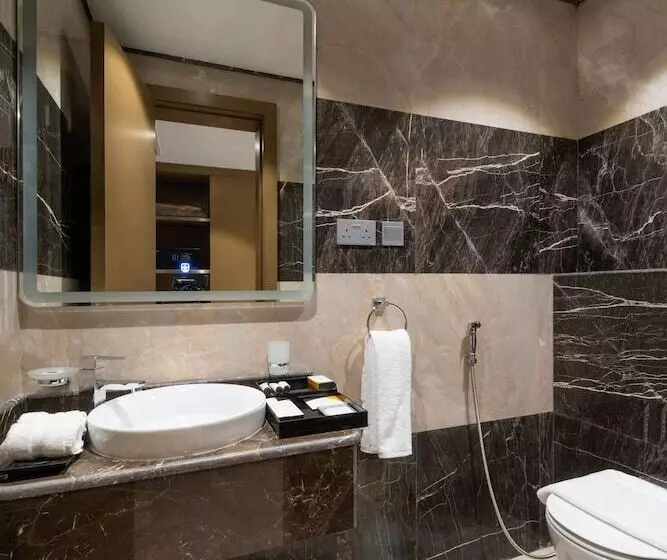 هتل Warwick Riyadh