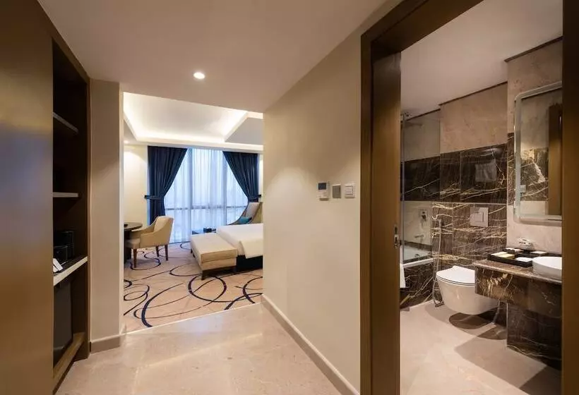 هتل Warwick Riyadh