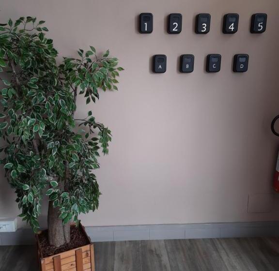 פנסיון Stop&go Suites And Apartments