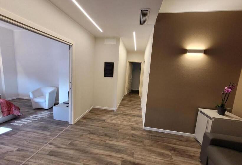 פנסיון Stop&go Suites And Apartments