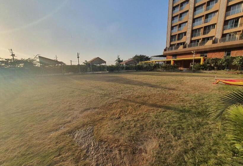 Weekend Address Managed By P.c Homes