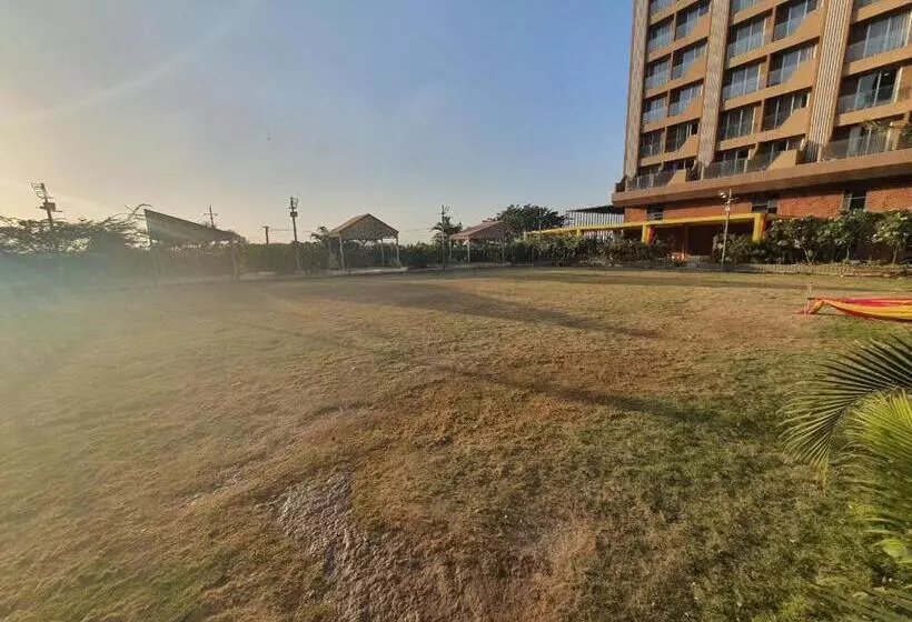 Weekend Address Managed By P.c Homes