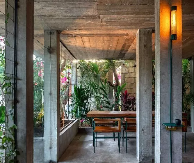 Hotelli Aora San Pancho