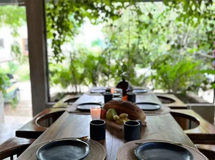 Hotelli Aora San Pancho