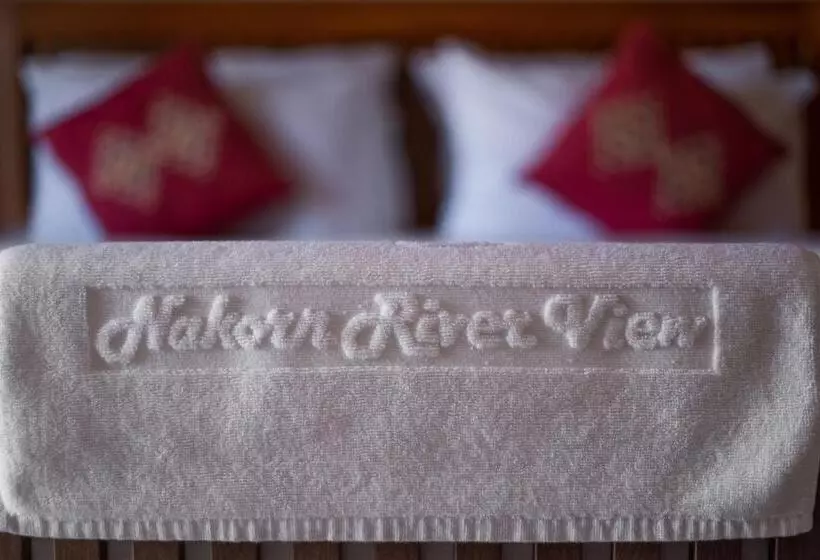 هتل Nakorn River View