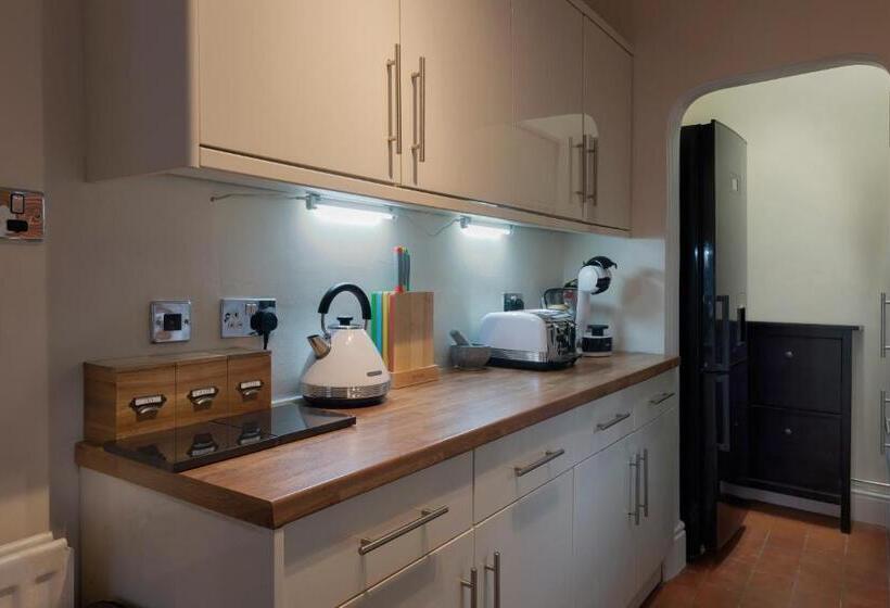 In The Heart Of Chester, Historical & Stylish