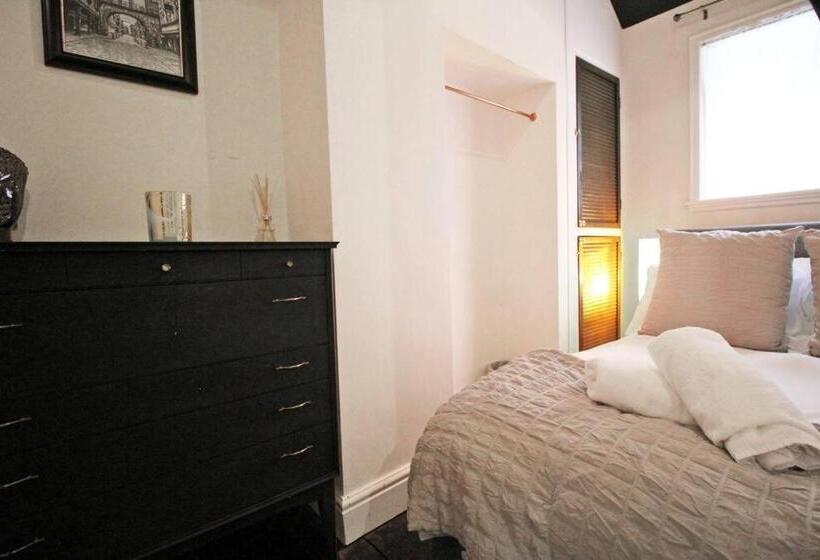 In The Heart Of Chester, Historical & Stylish