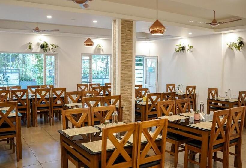 Munnar Ice Queen Resorts