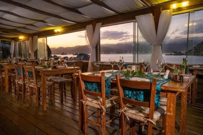 פנסיון Ilha Do Papagaio   Pousada Exclusiva