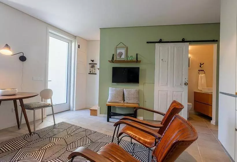 Green House By Shi Studio