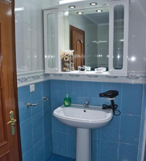 La Villa De Lore, Piso Completo Apto 6 Personas Con Garaje