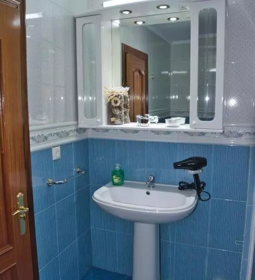 La Villa De Lore, Piso Completo Apto 6 Personas Con Garaje