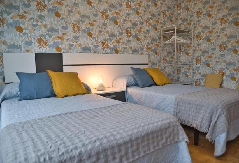 La Villa De Lore, Piso Completo Apto 6 Personas Con Garaje