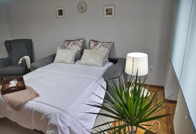 La Villa De Lore, Piso Completo Apto 6 Personas Con Garaje