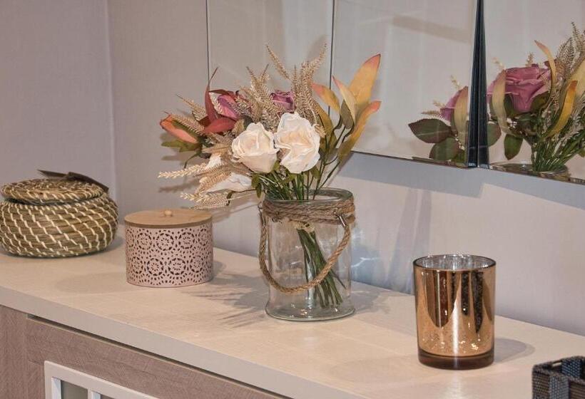 La Villa De Lore, Piso Completo Apto 6 Personas Con Garaje