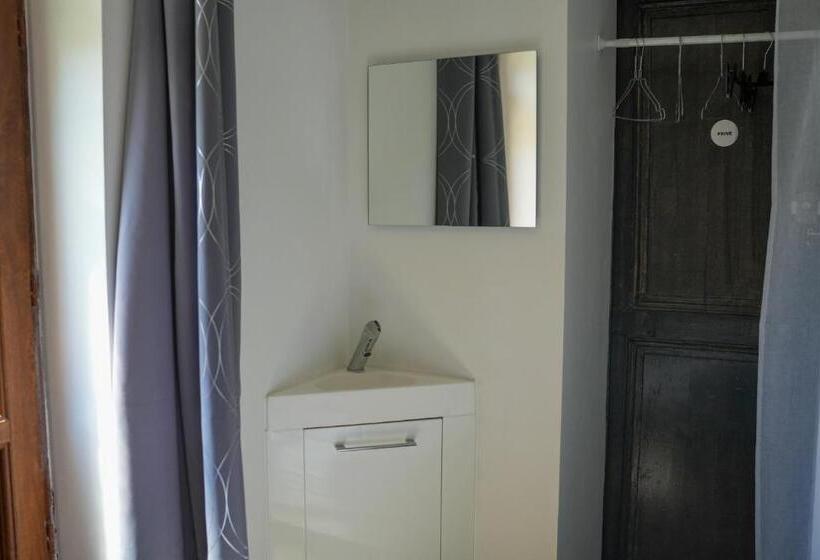 Les Marins Des Lys, Maison à 300m De La Plage Pour 6 Personnes