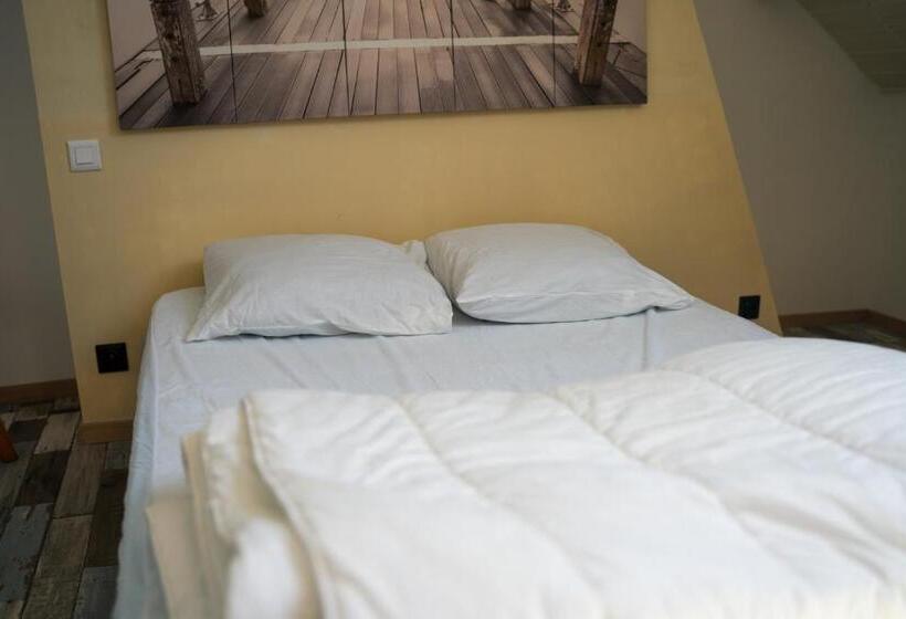 Les Marins Des Lys, Maison à 300m De La Plage Pour 6 Personnes