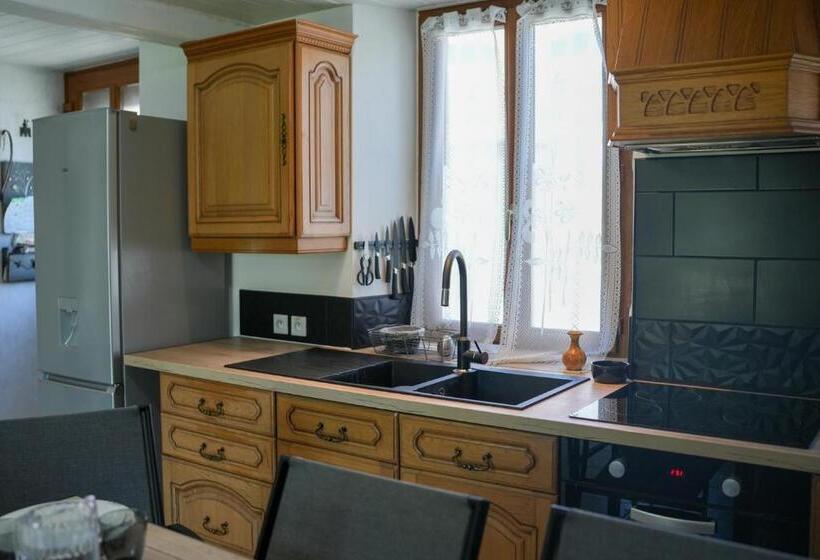 Les Marins Des Lys, Maison à 300m De La Plage Pour 6 Personnes