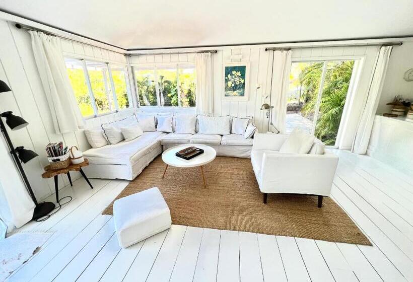 Nice 2 Bed Rooms Villa At Saint Barth