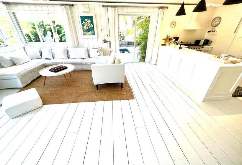 Nice 2 Bed Rooms Villa At Saint Barth