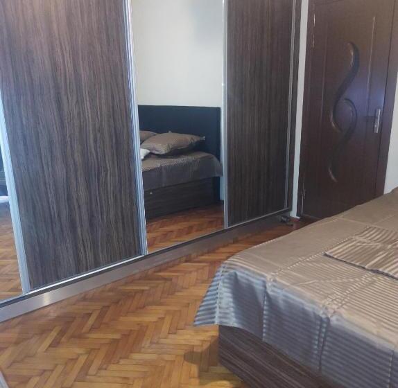 Old Town Unirii Square Apartment