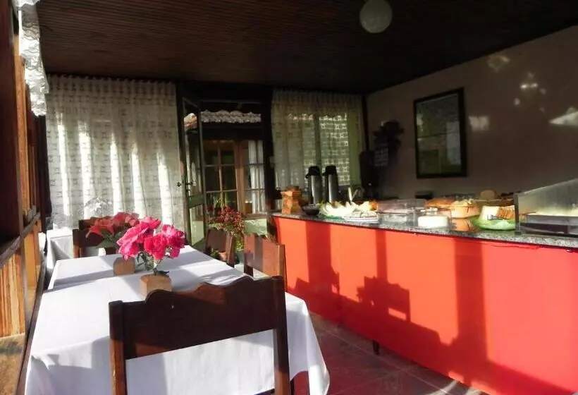 Majatalo Pousada Solar Das Flores Maringá Rj Visconde De Mauá