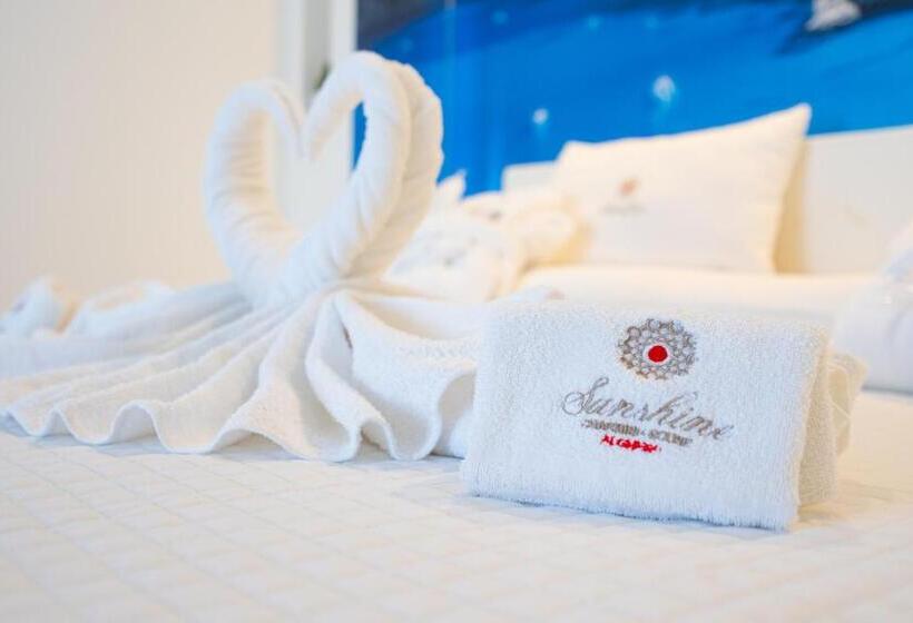 膳宿费 Sunshine Charming Houses