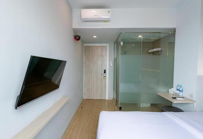 Swasana Hotel Near Plaza Medan Fair Mitra Reddoorz